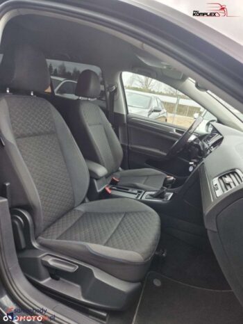 Volkswagen Golf full