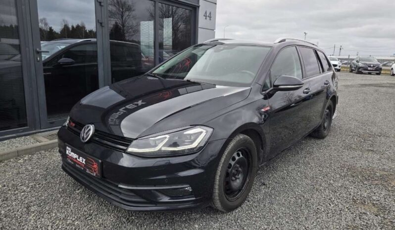 Volkswagen Golf full