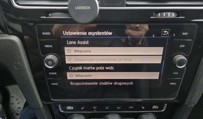 Volkswagen Golf full