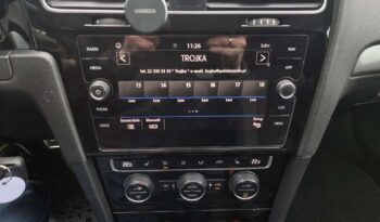 Volkswagen Golf full