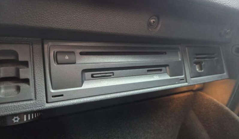 Volkswagen Golf full