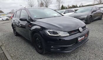 Volkswagen Golf full