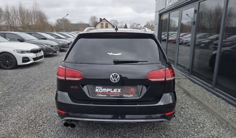 Volkswagen Golf full