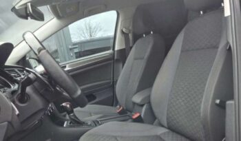 Volkswagen Golf full