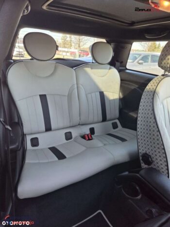 MINI Cooper full