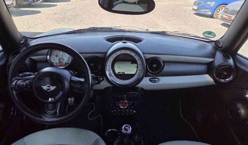 MINI Cooper full