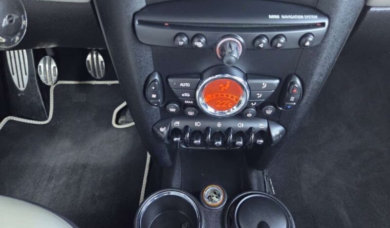 MINI Cooper full