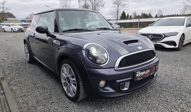 MINI Cooper full