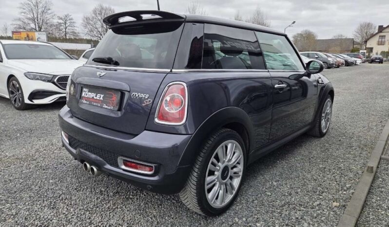 MINI Cooper full