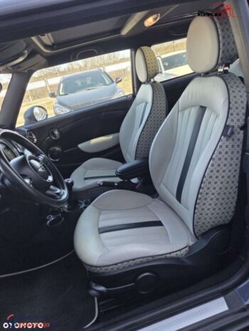 MINI Cooper full