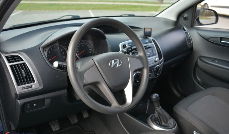 Hyundai i20 full