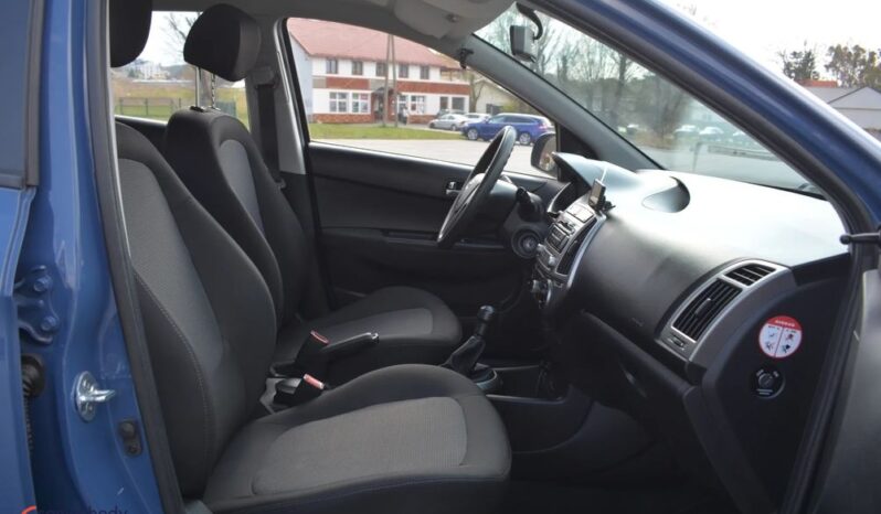 Hyundai i20 full