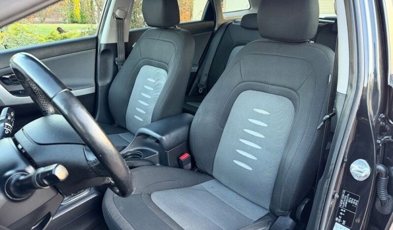Kia Ceed 1.4 benz 100KM; Świetny stan; Bogata wersja; Zarejestrowana; Gwarancja full