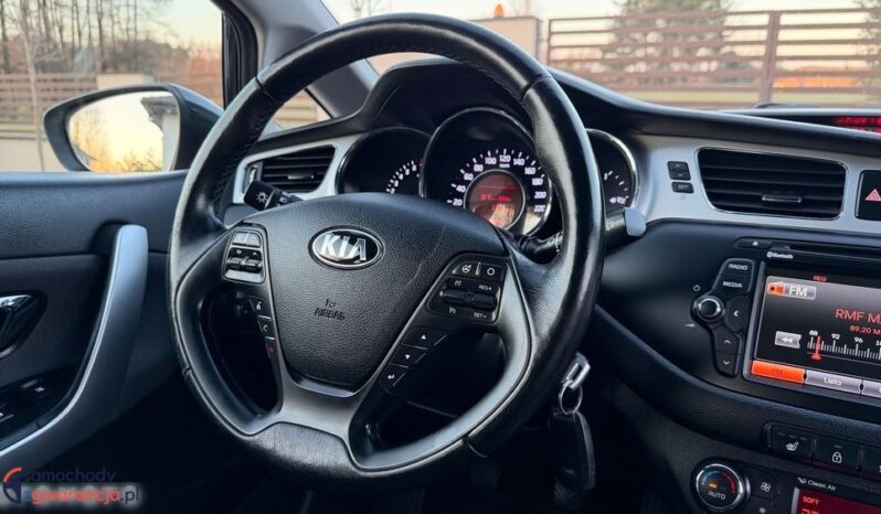 Kia Ceed 1.4 benz 100KM; Świetny stan; Bogata wersja; Zarejestrowana; Gwarancja full