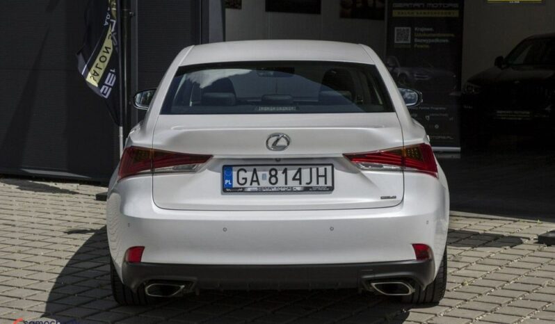 Lexus IS 200t full