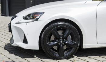 Lexus IS 200t full