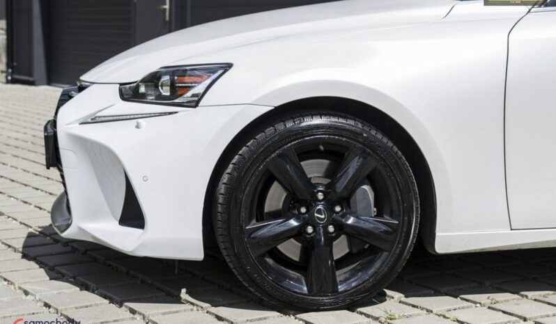Lexus IS 200t full