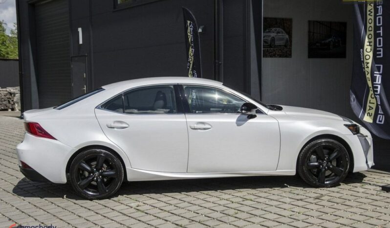 Lexus IS 200t full