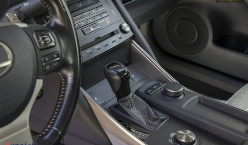 Lexus IS 200t full