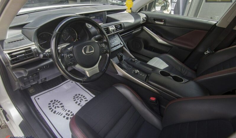 Lexus IS 200t full