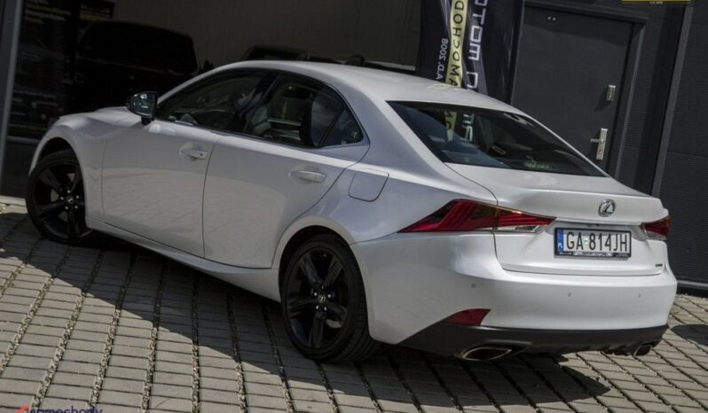 Lexus IS 200t full