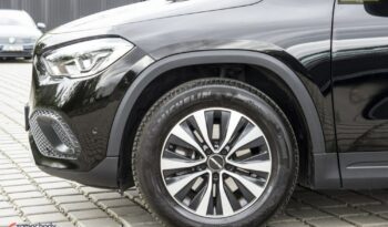 Mercedes-Benz GLA full