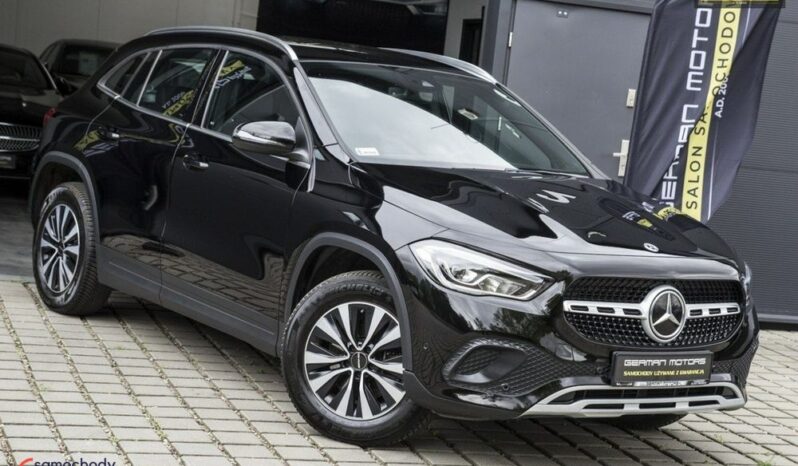 Mercedes-Benz GLA full