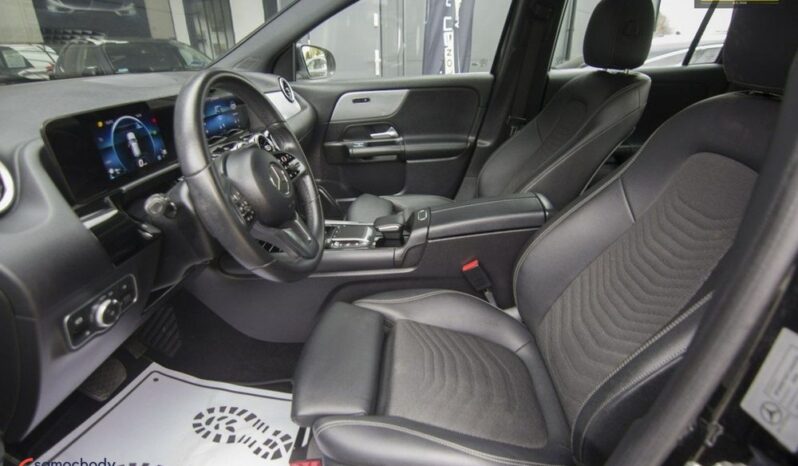 Mercedes-Benz GLA full