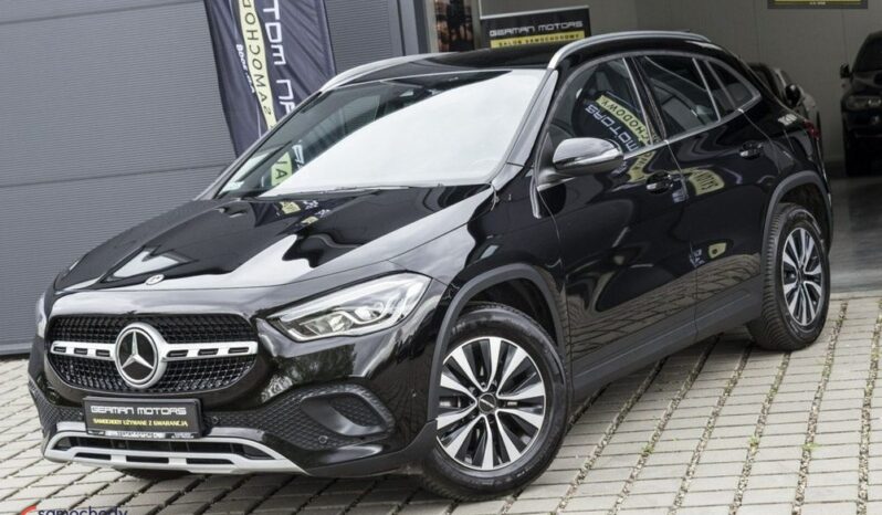Mercedes-Benz GLA full