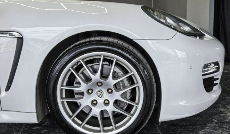 Porsche Panamera 4 PDK Edition full
