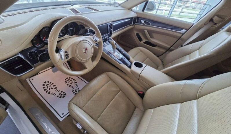 Porsche Panamera 4 PDK Edition full