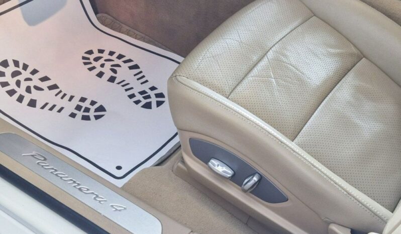 Porsche Panamera 4 PDK Edition full