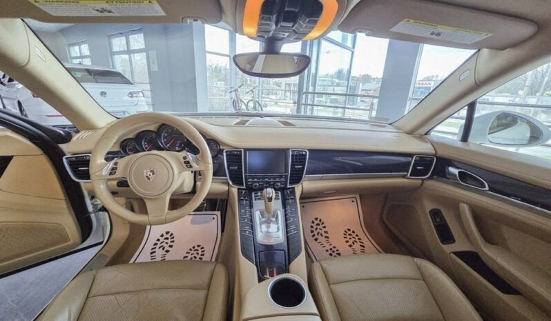 Porsche Panamera 4 PDK Edition full