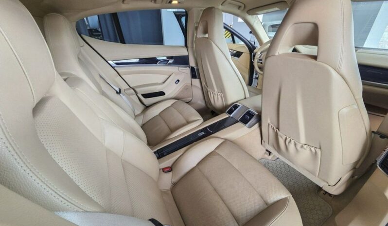 Porsche Panamera 4 PDK Edition full