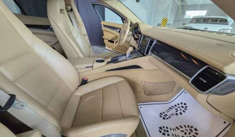 Porsche Panamera 4 PDK Edition full