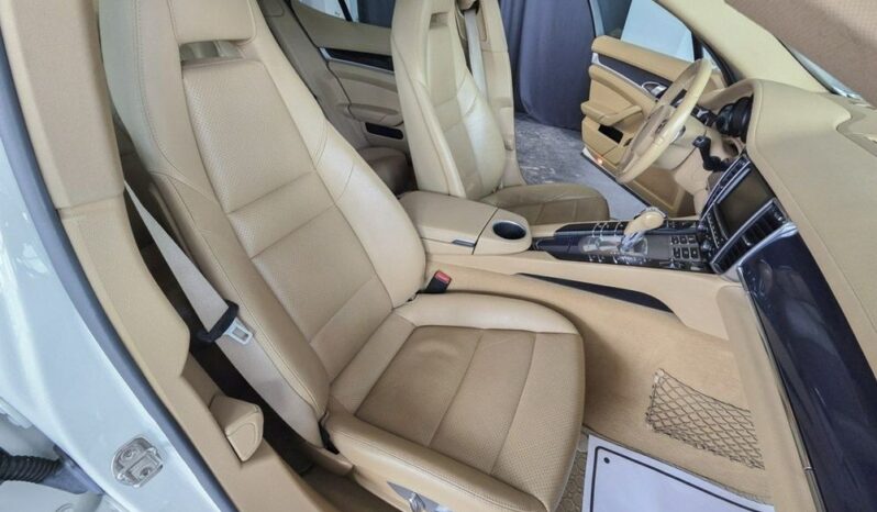 Porsche Panamera 4 PDK Edition full
