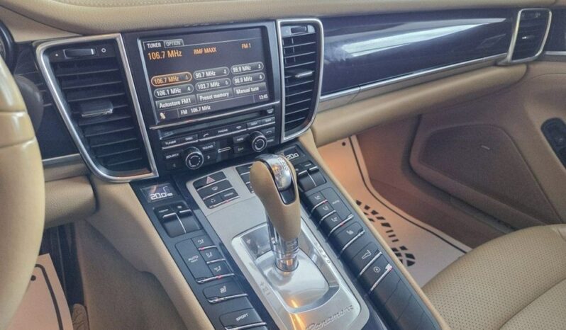 Porsche Panamera 4 PDK Edition full