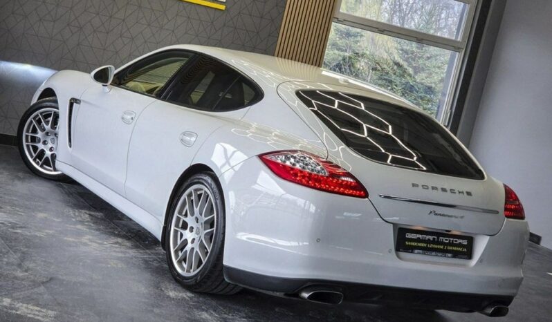 Porsche Panamera 4 PDK Edition full