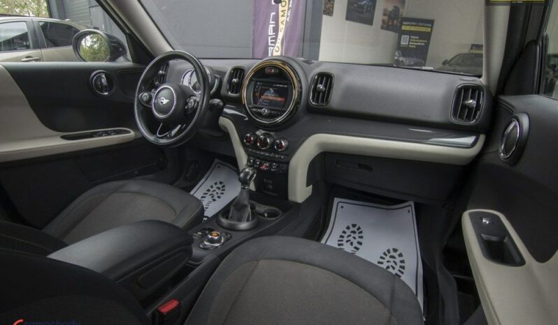 MINI Countryman Cooper ALL4 full