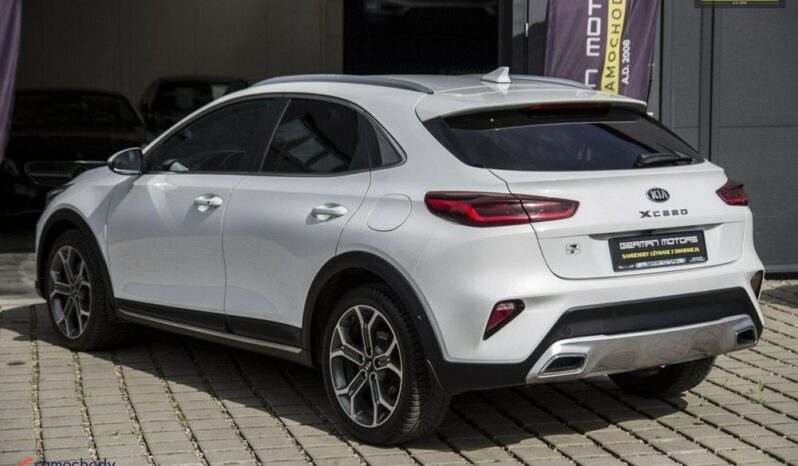 Kia XCeed 1.6 T-GDI Business Line DCT full