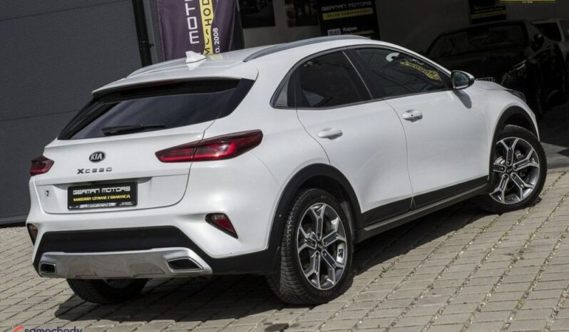 Kia XCeed 1.6 T-GDI Business Line DCT full
