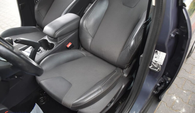 Ford Focus 1.6 TDCi DPF Titanium full