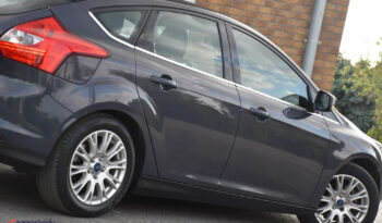 Ford Focus 1.6 TDCi DPF Titanium full