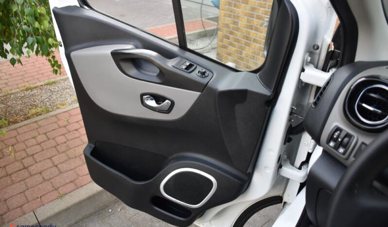 Renault Trafic Long L2H1 full