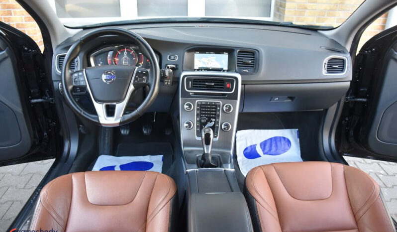 Volvo S60 D3 Summum full