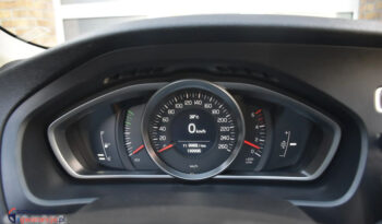 Volvo V40 D2 Momentum full