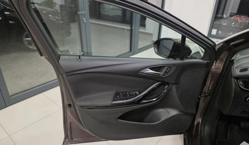 Opel Astra 1.4 Turbo Innovation full