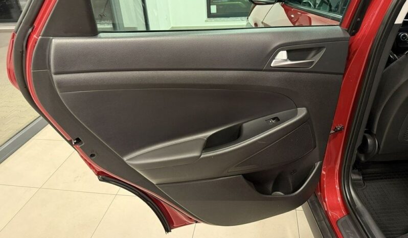 Hyundai Tucson full