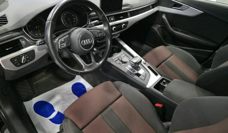 Audi A4 Avant full