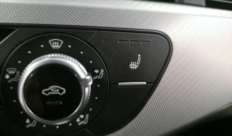 Audi A4 Avant full